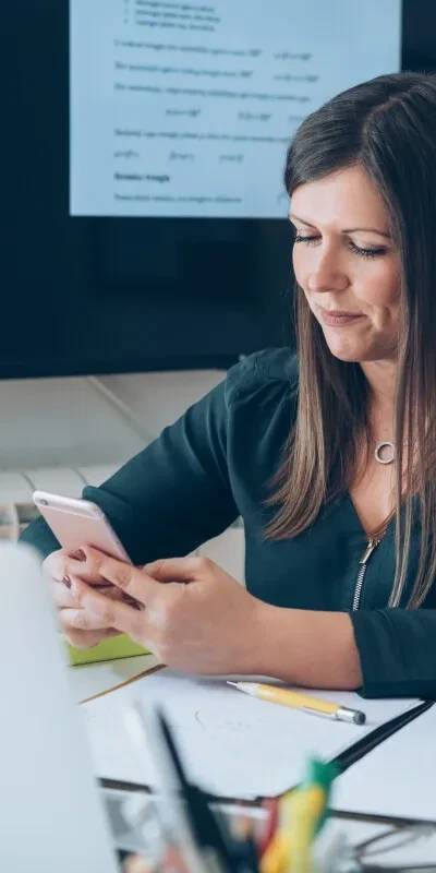 Docent met mobile